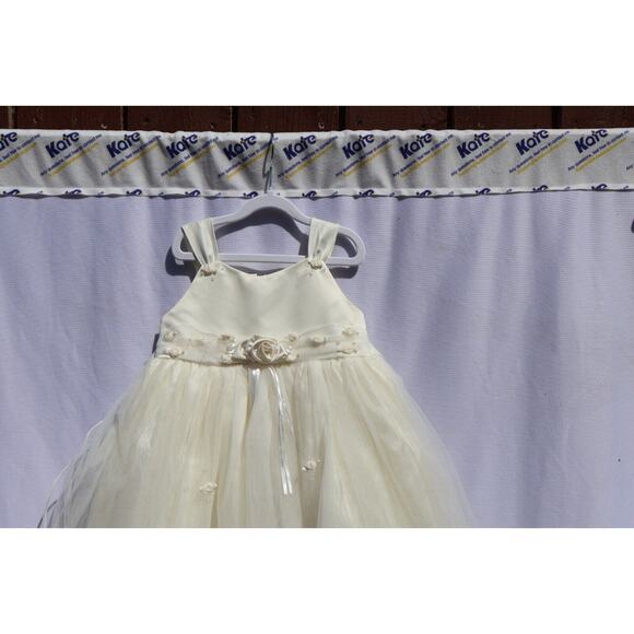 Easter Dresses! Baby Girl Clothes Cream Dress Growing Up Embroidered roses - Picture 3 of 4